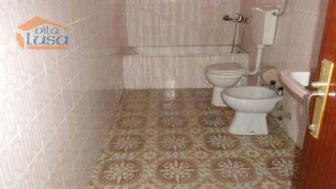 Moradia com 3 pisos em Travancinha,Seia