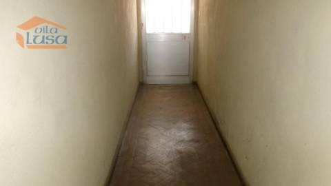 Moradia com 3 pisos em Travancinha,Seia