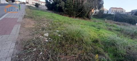 Terreno para construção junto ás piscinas municipais de Baguim do Monte -374m2 