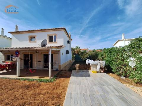 Oásis Parque: Moradia T4 Isolada 