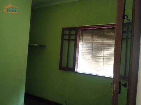 Prédio para venda em Peso da Régua com vistas rio Douro