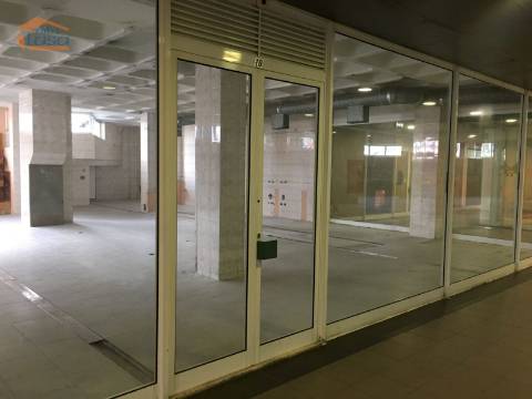 Arrendamento de Loja em Gondomar 