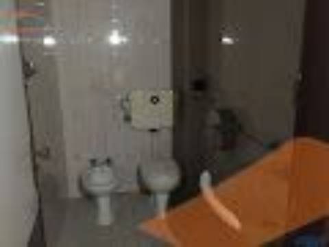 Loja para arrendamento em Centro Comercial no centro de Gondomar