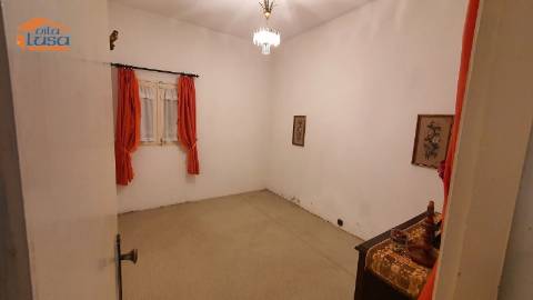 Moradia de 4 frentes com 1.000m2 de terreno