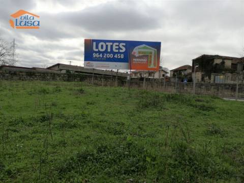 Lote de Terreno para construção de Moradia T3, 3 frentes, A. Santas, Maia