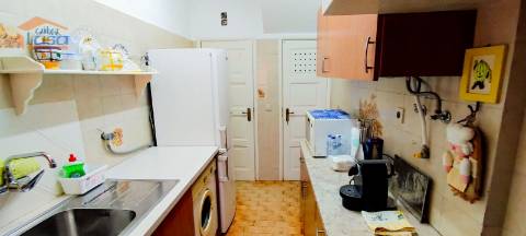 Moradia Geminada no Bairro da Encarnação para remodelar