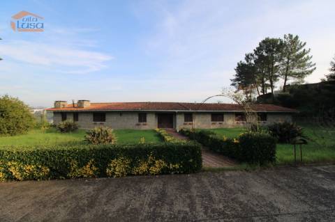 Quinta com vistas para o Rio Douro, 3000m2 em Vila Nova de Gaia