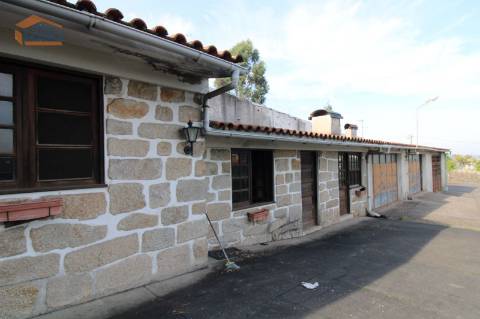 Quinta com vistas para o Rio Douro, 3000m2 em Vila Nova de Gaia