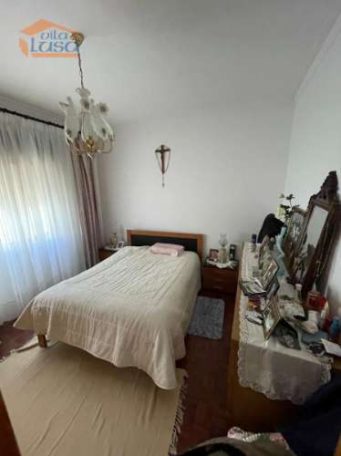 Magnifica Moradia Inserida num lote de 500 m2.