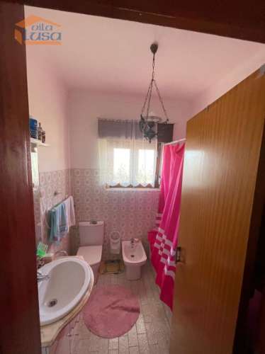 Magnifica Moradia Inserida num lote de 500 m2.