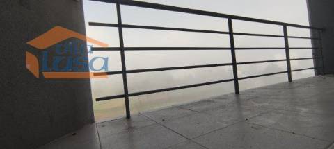 T3 em Paredes junto ao centro e autoestrada