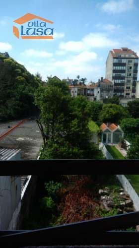 Prédio para reconstruir e ampliar, junto à Casa da Música, Porto