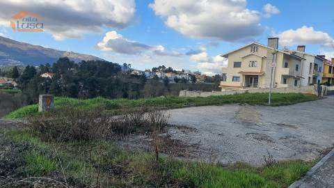 Terreno Excecional para Moradia Unifamiliar de 4 frentes em Vila Real