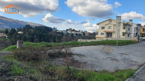 Terreno Excecional para Moradia Unifamiliar de 4 frentes em Vila Real
