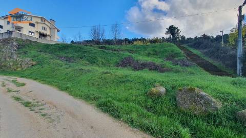 Terreno Excecional para Moradia Unifamiliar de 4 frentes em Vila Real