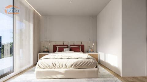 T-2+1 Novo c/ varanda 46.53m2 e lugar de garagem no centro de Armação de Pera a 300mts da praia.