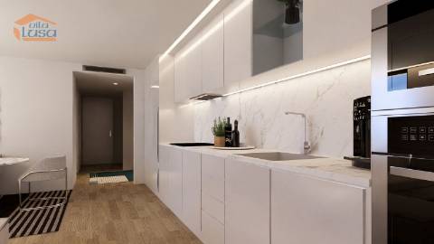 T-1+1 Novo c/ varanda 25.34m2 e lugar de garagem no centro de Armação de Pera a 300mts da praia.