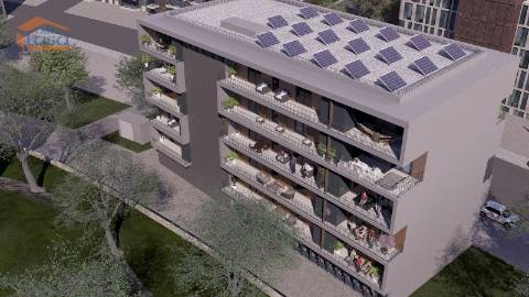 T-0 Novo c/ varanda 12.58m2 e lugar de garagem no centro de Armação de Pera a 300mts da praia.