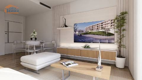 Armação de Pera T0 Novo com varanda e garagem 