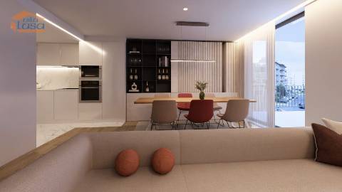 Armação de Pera T2+1 Novo 2 frentes 2 varandas e garagem 