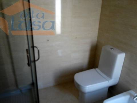 Moradia Nova T4 Centro de Vila Nova de Gaia garagem para 3 carros 