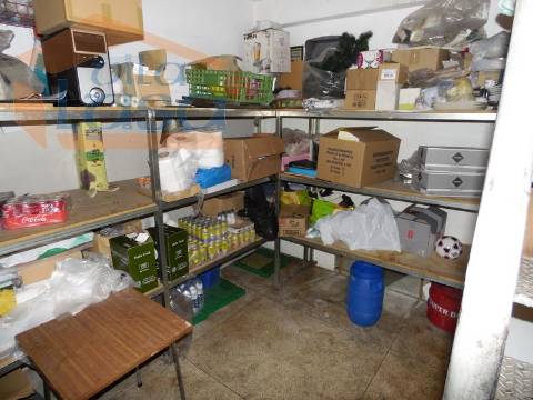 Loja Centro de Valadares com 240 m2 