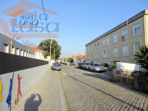 Armazém, Arcozelo com 2 Portões