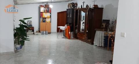 Quinta Mirandela com 12 hectares próxima do Rio Tua