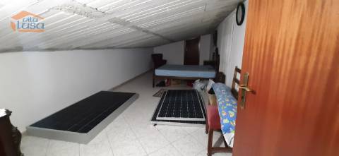 Quinta Mirandela com 12 hectares próxima do Rio Tua