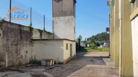 Armazém Zona Industrial de Avintes com 18.500 m2 terreno