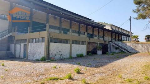 Armazém Zona Industrial de Avintes com 18.500 m2 terreno