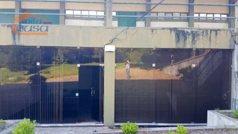 Armazém Zona Industrial de Avintes com 18.500 m2 terreno