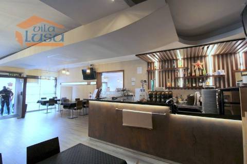 Restante Centro de Espinho Completamente mobilado e equipado a funcionar