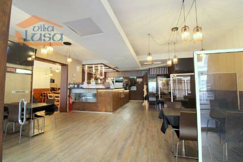 Restante Centro de Espinho Completamente mobilado e equipado a funcionar