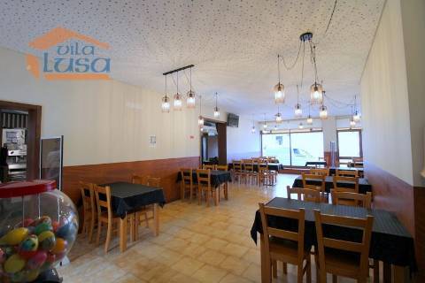 Restante Centro de Espinho Completamente mobilado e equipado a funcionar