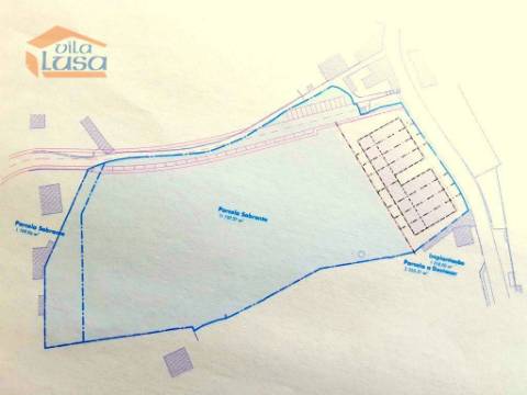 Terreno Plano de 14.000 m2 com Pip aprovado para condomínio de 8 moradias em banda Serzedo 
