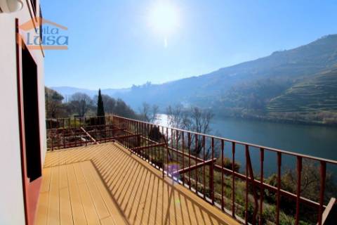 Moradia T4 Régua na primeira Linha de Rio como Nova 4 Suites 