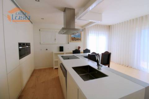 Moradia T4 Régua na primeira Linha de Rio como Nova 4 Suites 