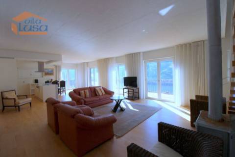 Moradia T4 Régua na primeira Linha de Rio como Nova 4 Suites 