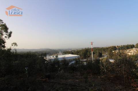 Terreno com 4.400 m2 à venda no Olival, Vila Nova de Gaia