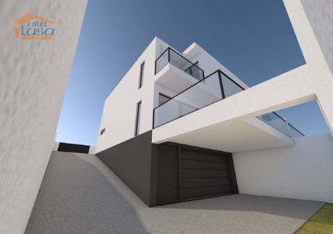 Moradia Térrea de 4 Frentes Canelas  