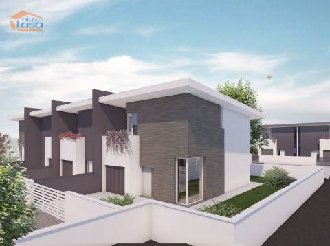  Lote de terreno localizado em Mafamude com 271 m2, ideal para construção de moradia Com Vista Mar