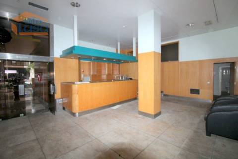 Escritório na Avenida Boavista ao Lado do Hotel Porto Palácio com 4 lugares de garagem