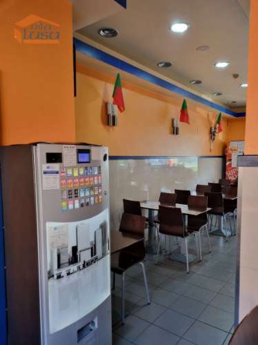 Espaço comercial em Avintes 