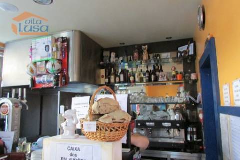 Espaço comercial em Avintes 