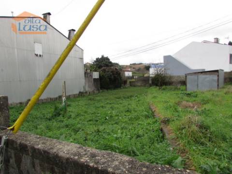 Terreno Pedroso para a construção de Moradia c/ projeto aprovado Negociável