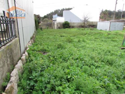 Terreno Pedroso para a construção de Moradia c/ projeto aprovado Negociável