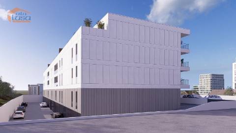 T1 Portimão Novo com garagem