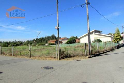 Terreno Plano Sermonde, Vila Nova de Gaia - Ideal para Construção de uma Moradia de apoio a agricultura . 