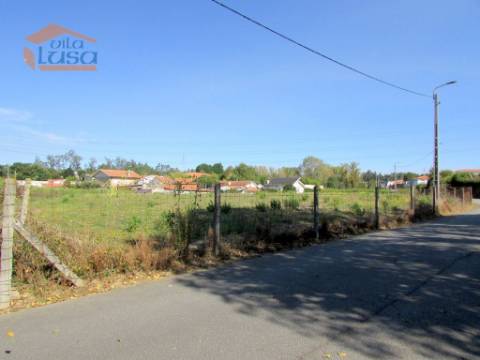 Terreno Plano Sermonde, Vila Nova de Gaia - Ideal para Construção de uma Moradia de apoio a agricultura . 